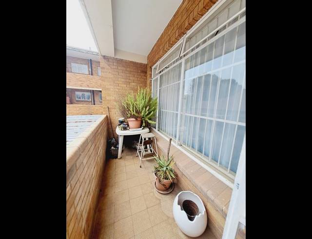 2 BEDROOM APARTMENT FOR SALE IN PRIMROSE